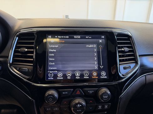 Used 2020 Jeep Grand Cherokee Limited image 25