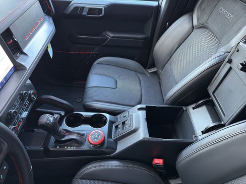 New 2025 Ford Bronco Raptor image 27