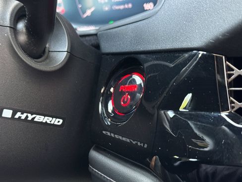 Used 2025 Honda Accord Sport image 32