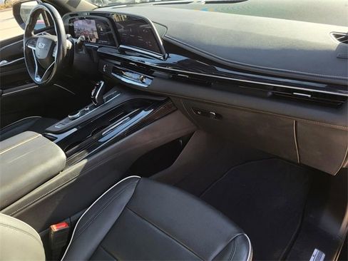 Used 2023 Cadillac Escalade Sport image 8
