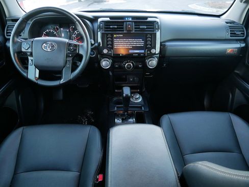 Used 2023 Toyota 4Runner 40th Anniversary SE image 10