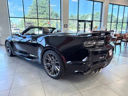 Used 2023 Chevrolet Camaro ZL1 RWD image 7