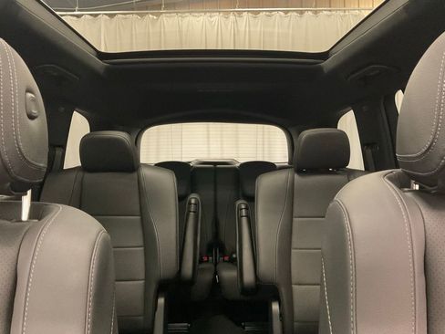 Used 2025 Mercedes-Benz GLS 450 4MATIC image 22