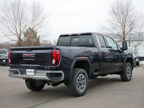 New 2026 GMC Sierra 2500 SLE w/ SLE Value Package; AWD/4WD image 4
