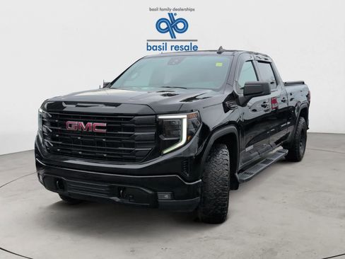 Used 2022 GMC Sierra 1500 Elevation w/ X31 Off-Road Package image 2