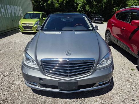 Used 2013 Mercedes-Benz S 550 4MATIC image 2
