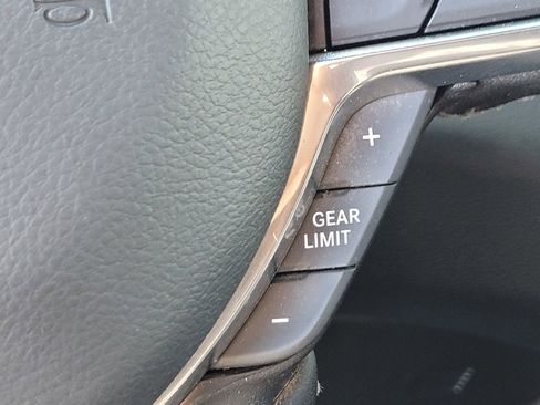 Used 2025 RAM 1500 Laramie AWD/4WD image 27