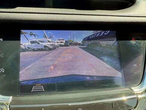 Used 2020 Cadillac XT6 Premium Luxury image 14