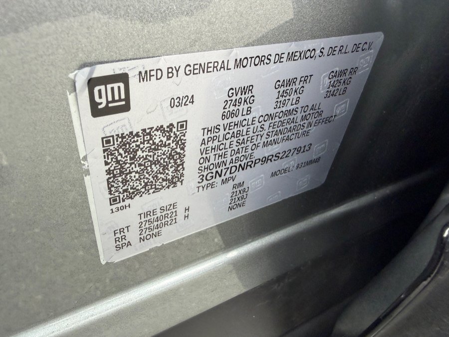 Used 2024 Chevrolet Equinox EV RS FWD image 57