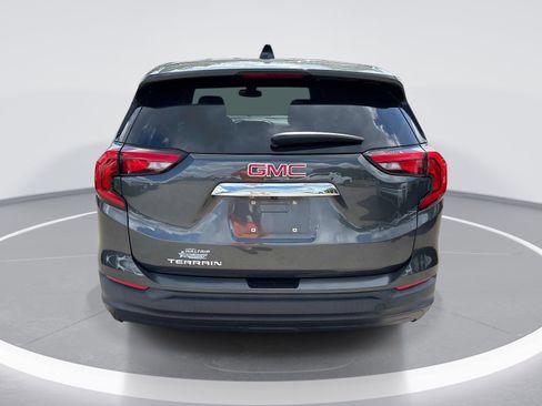 Used 2020 GMC Terrain SLE FWD image 7