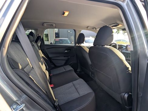 Certified 2024 Nissan Rogue SV image 16