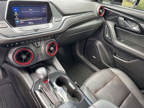 Used 2021 Chevrolet Blazer RS w/ Enhanced Convenience Package image 24