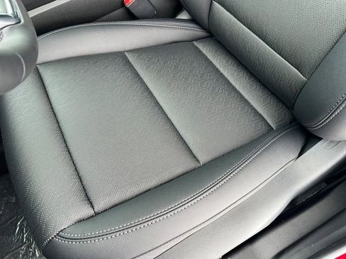 New 2026 Chevrolet Equinox LT w/ Convenience Package II image 11