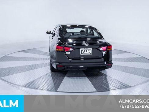 Used 2025 Nissan Altima 2.5 SV image 8