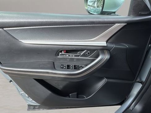 Used 2024 MAZDA CX-90 3.3 Turbo w/ Premium Package image 17