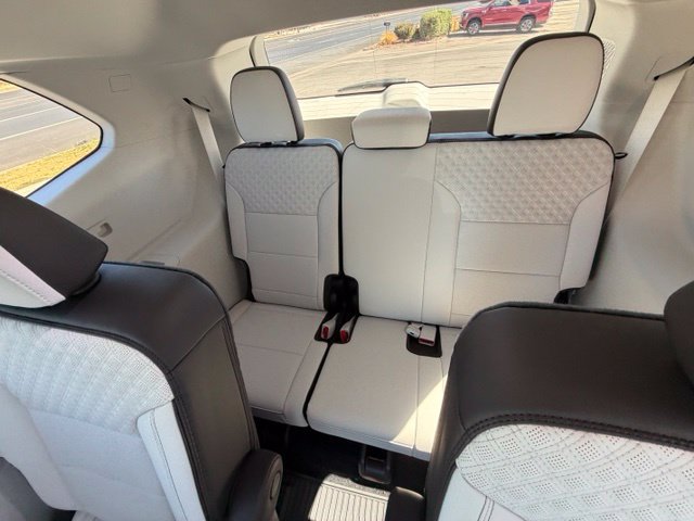 New 2027 GMC Acadia Denali w/ LPO, Floor Liner Package FWD image 15