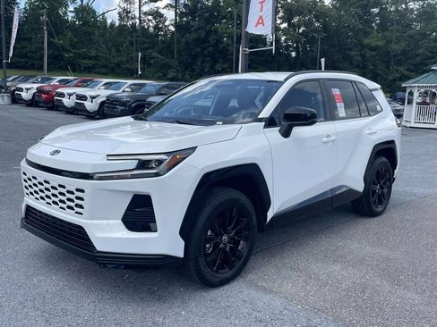 Used 2026 Toyota RAV4 SE AWD/4WD image 4