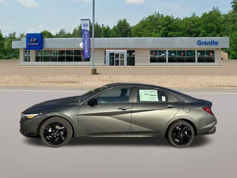 New 2026 Hyundai Elantra Sport image 6