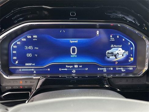 Used 2022 Chevrolet Silverado 1500 ZR2 w/ Technology Package image 10