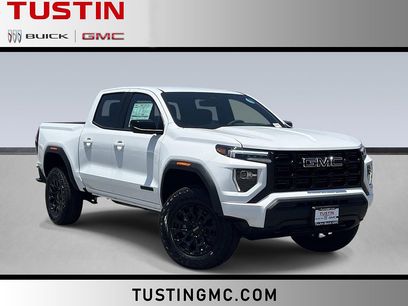 New 2026 GMC Canyon Elevation w/ LPO, Black Badging Package