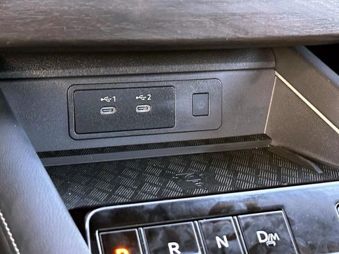 Certified 2025 Nissan Murano SL image 33