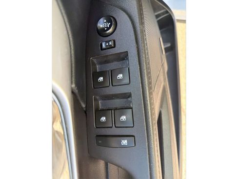 Used 2017 GMC Terrain SLT w/ Open Road Package image 50