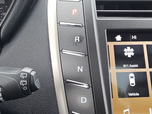 Used 2017 Lincoln MKC Select w/ Select Plus Package image 35