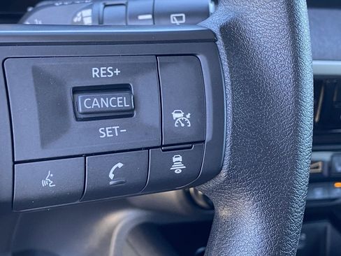 New 2026 Nissan Kicks SV w/ SV Premium Package image 30