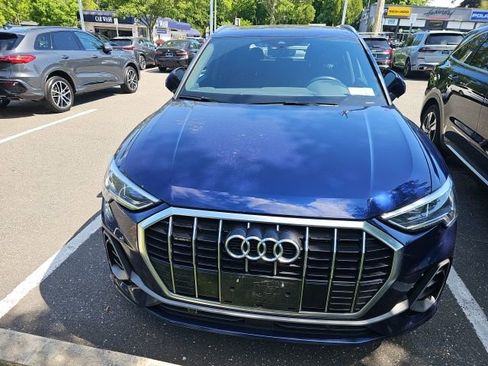 Used 2023 Audi Q3 2.0T Premium Plus AWD/4WD image 5