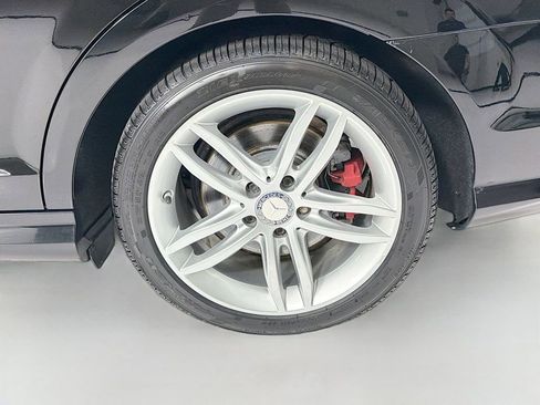 Used 2013 Mercedes-Benz C 300 4MATIC Sedan image 32