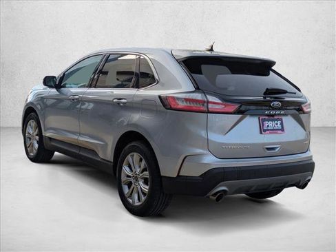 Used 2024 Ford Edge Titanium image 8