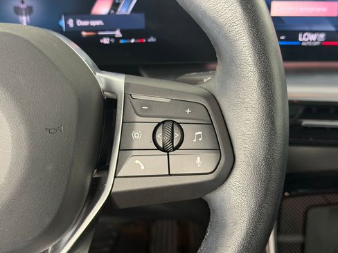 Used 2025 BMW X1 xDrive28i AWD/4WD image 27