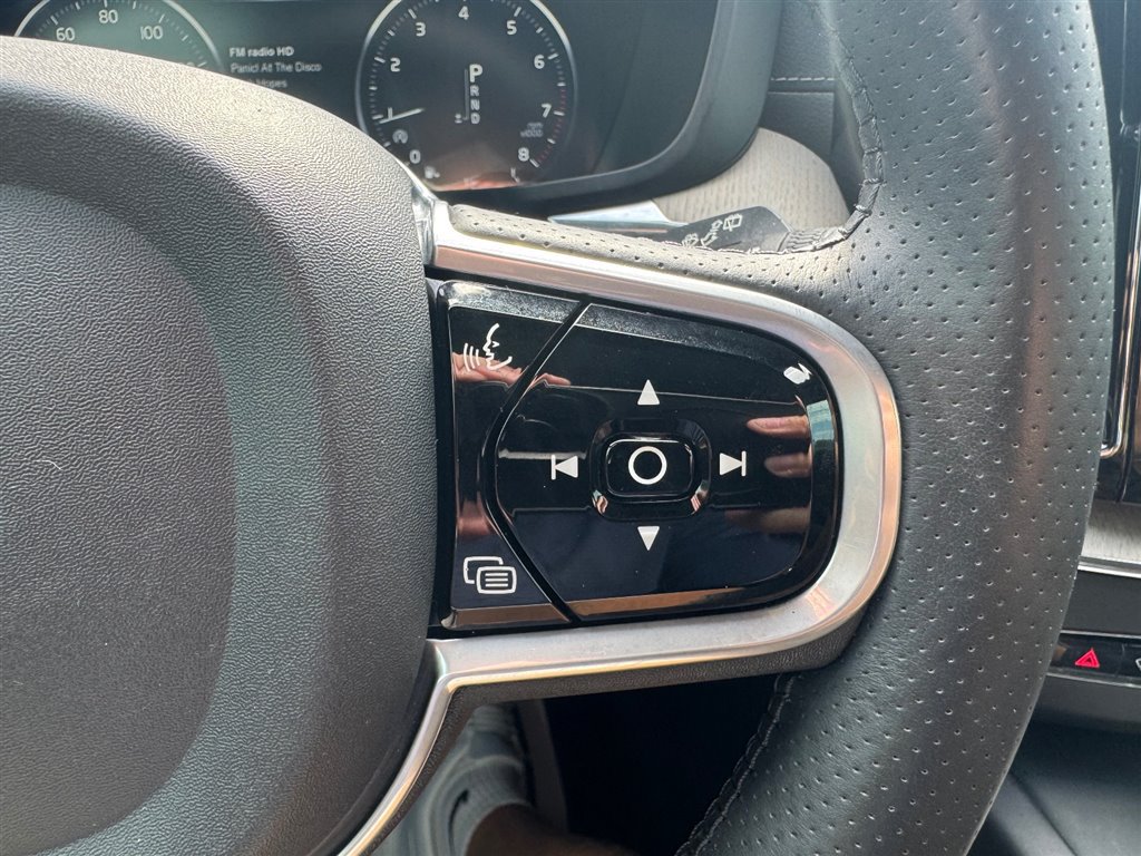 Used 2018 Volvo XC60 T6 Inscription w/ Convenience Package AWD/4WD image 12