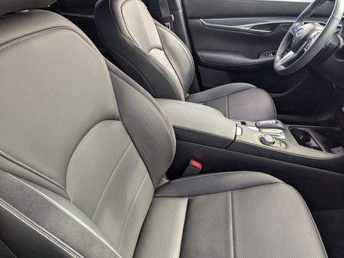 Certified 2023 INFINITI QX50 Sport image 11