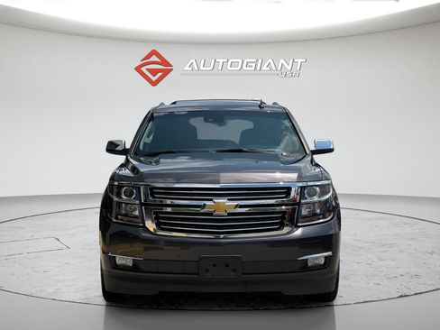 Used 2015 Chevrolet Suburban LTZ RWD image 9