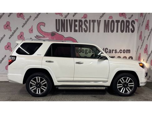 Used 2018 Toyota 4Runner Limited image 9