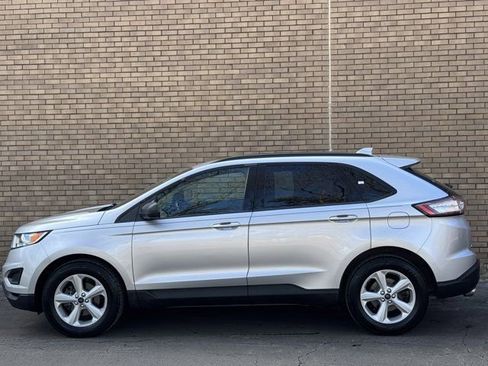 Used 2016 Ford Edge SE image 25
