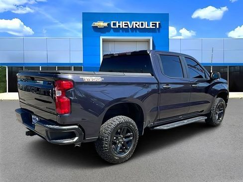 Used 2023 Chevrolet Silverado 1500 Custom Trail Boss w/ LPO, Dark Essentials Package AWD/4WD image 3