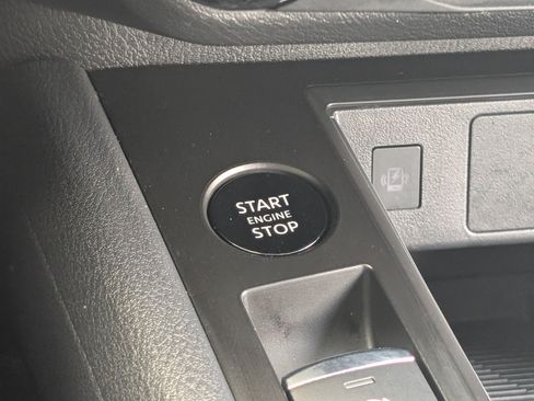 Used 2026 Nissan Kicks SV FWD image 31