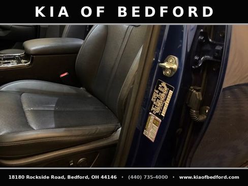 Certified 2023 Kia Sorento SX FWD image 13