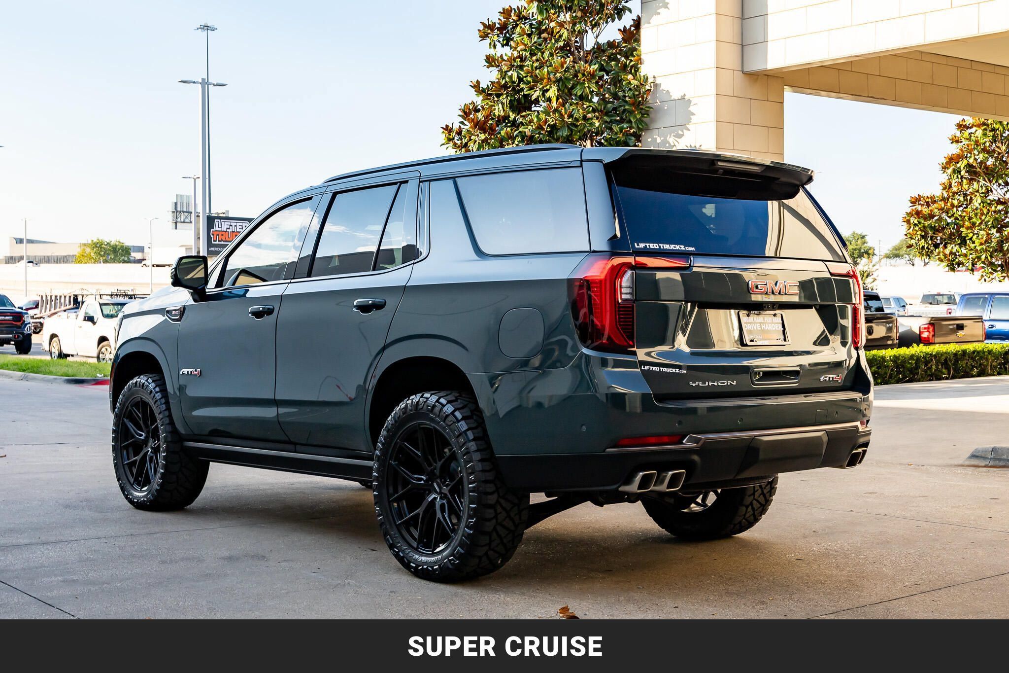 Used 2026 GMC Yukon AT4 Ultimate AWD/4WD image 7