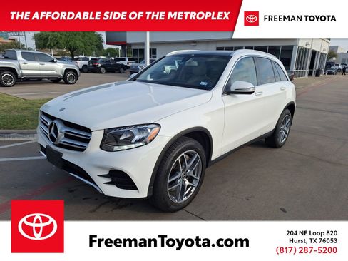 Used 2017 Mercedes-Benz GLC 300 image 1