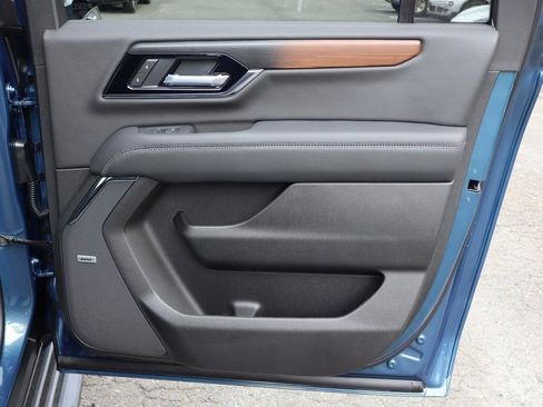 New 2026 GMC Yukon XL Denali w/ LPO, Floor Liner Package AWD/4WD image 24