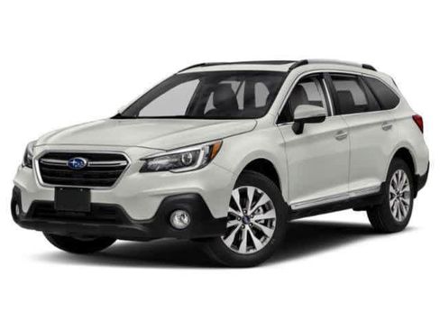 Used 2018 Subaru Outback 3.6R Touring AWD/4WD image 2