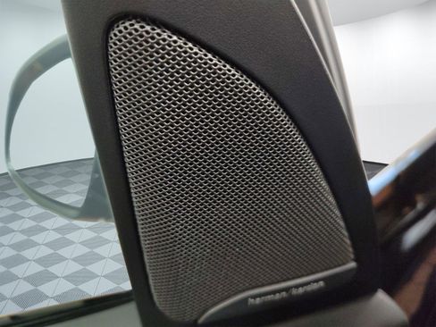 Used 2026 BMW X5 xDrive40i w/ M Sport Package image 15