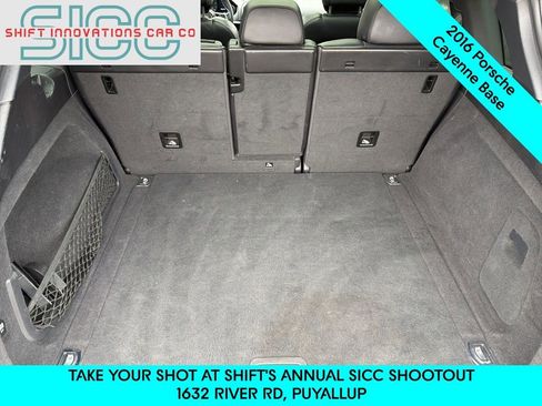 Used 2016 Porsche Cayenne Base image 25