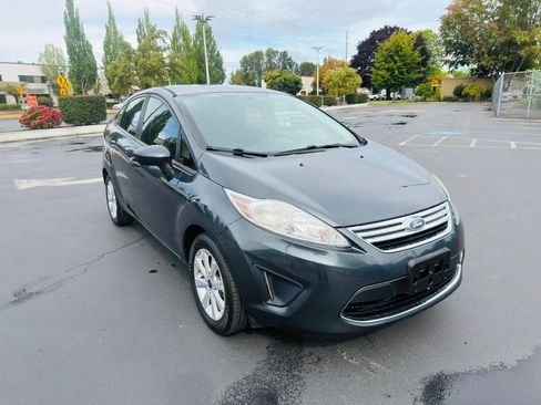 Used 2011 Ford Fiesta SE w/ 203A Rapid Spec Order Code FWD image 7