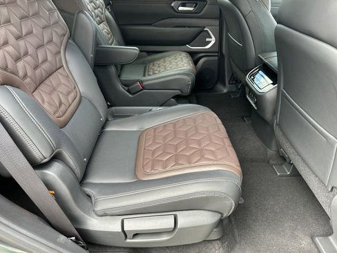 New 2026 Nissan Armada Platinum Reserve AWD/4WD image 16