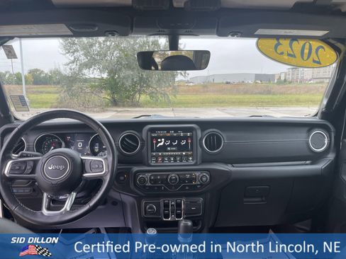 Used 2023 Jeep Wrangler Sahara w/ Cold Weather Group image 15