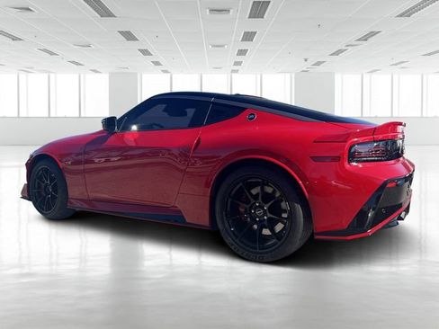 Used 2025 Nissan Z NISMO w/ Floor Mat Package image 6